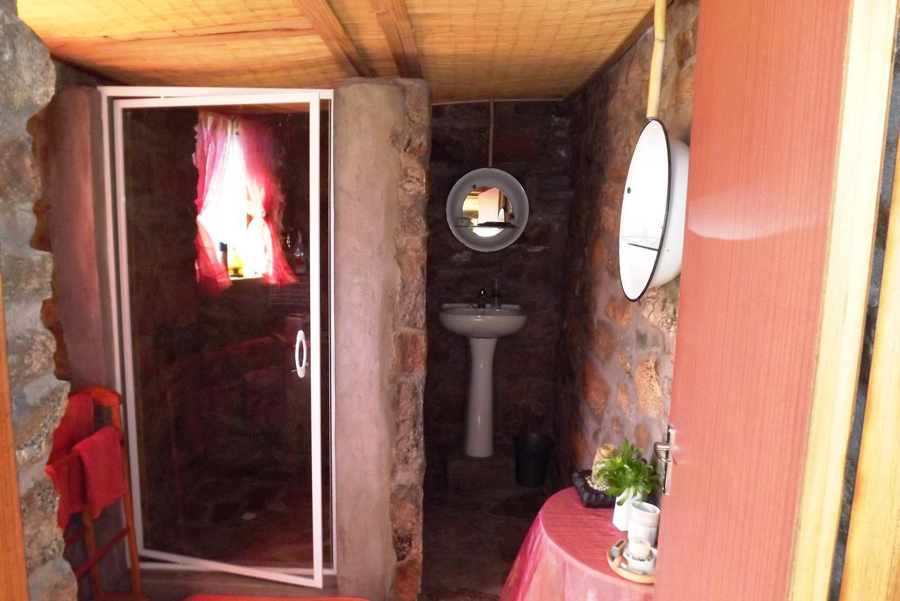 Verbe Farm Accommodation Kamieskroon Bagian luar foto