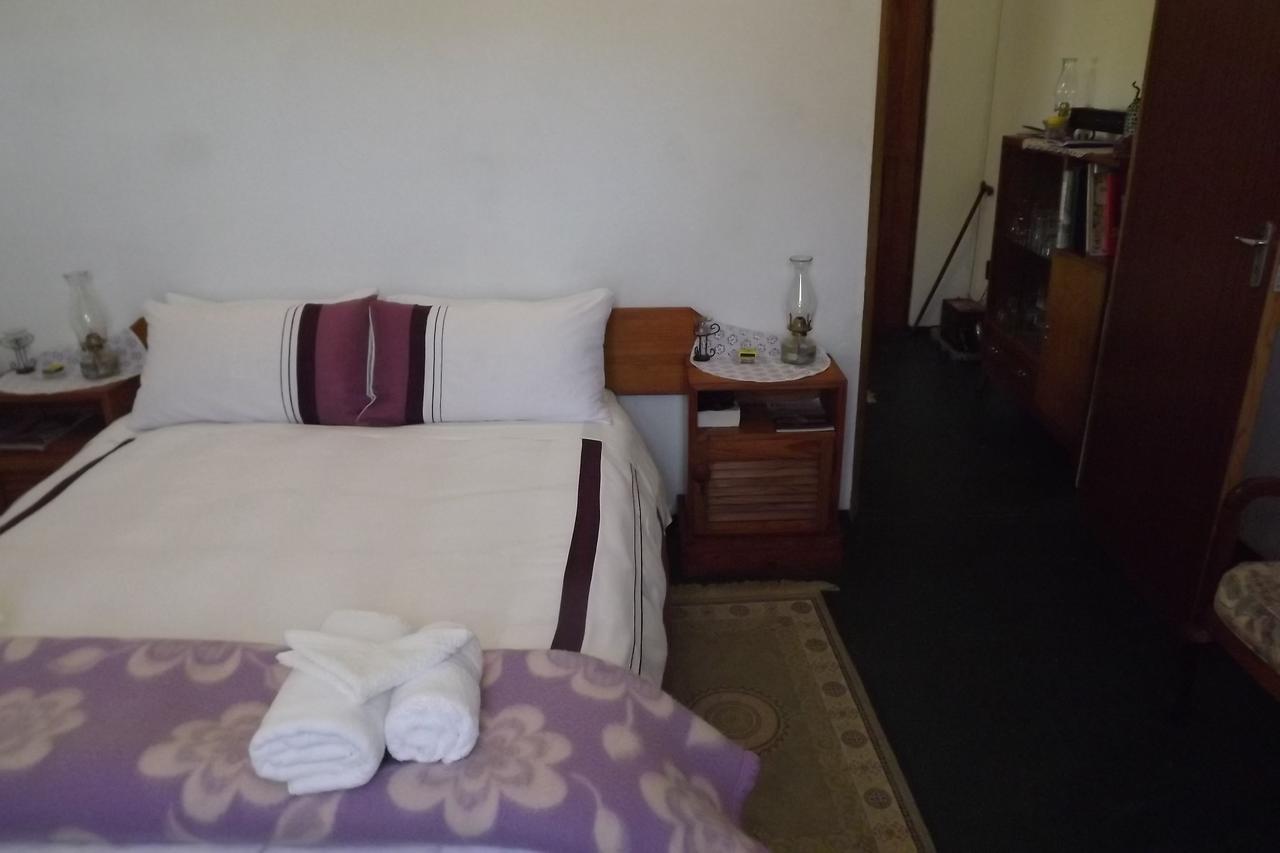 Verbe Farm Accommodation Kamieskroon Bagian luar foto